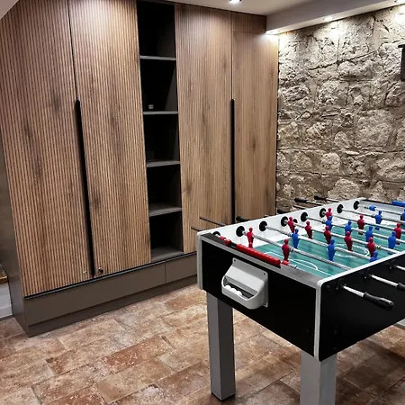 Σπίτι διακοπών Sea Loft - Entire 3 Level House, Center Βάρνα