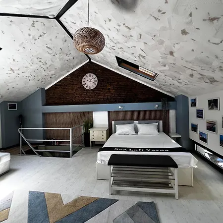 Σπίτι διακοπών Sea Loft - Entire 3 Level House, Center *